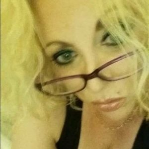 Meet your Posher, Rachelle